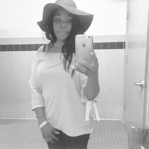 Meet your Posher, Jackie